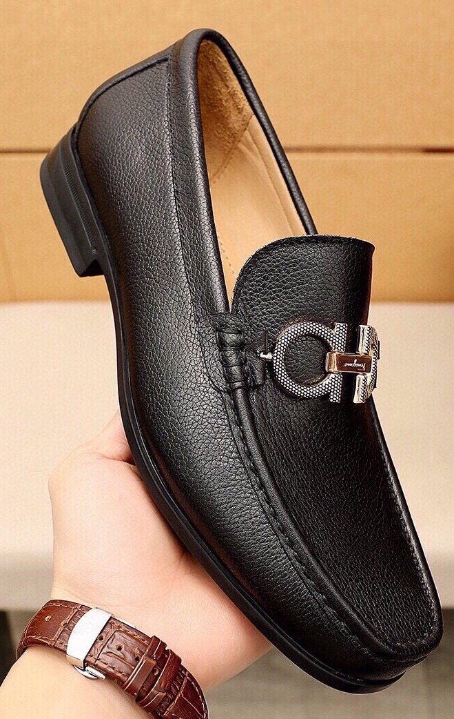 Ferragamo Black Textured Buckle Loafers