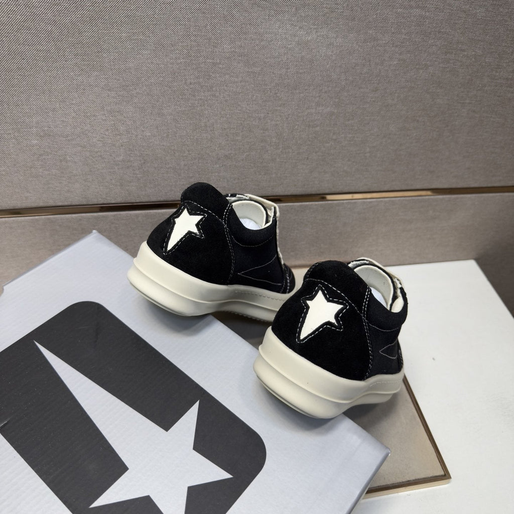 Converse Black Contrast Stitch Low-Top Sneakers